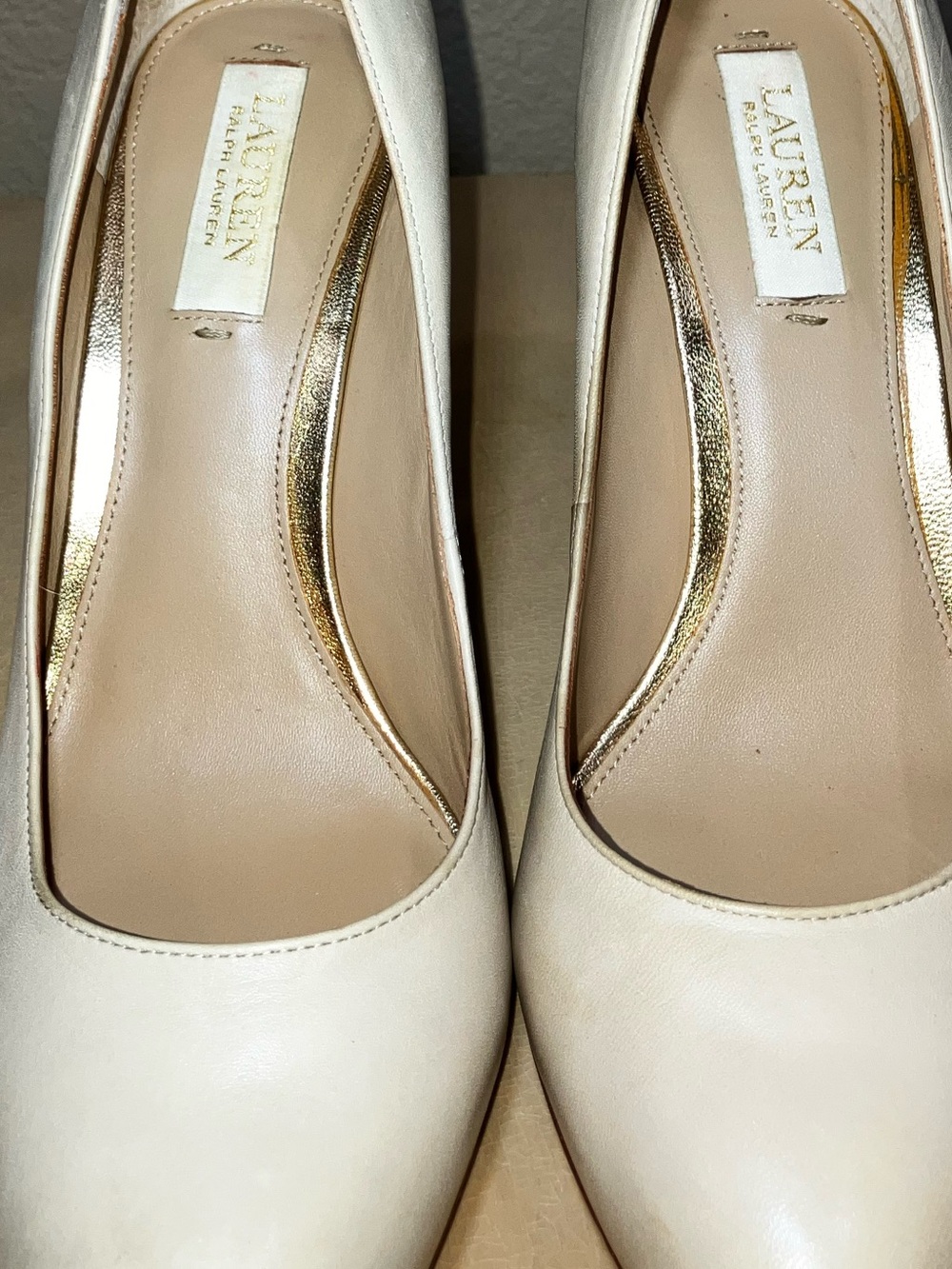 Lauren Ralph Lauren Cream Leather Heels with Gold Accent